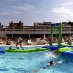 Sur Le Port De Plaisance - Proche Et Centre *