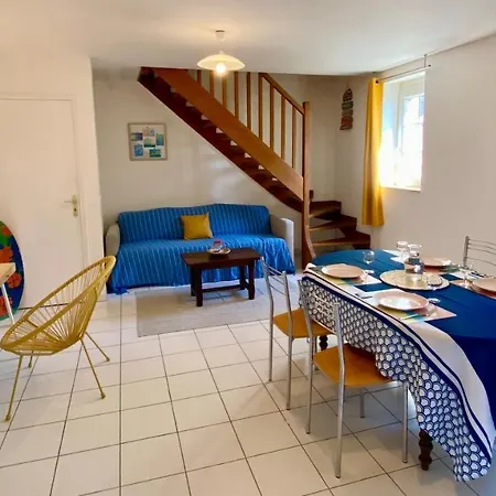 Sur Le Port De Plaisance - Proche Et Centre *