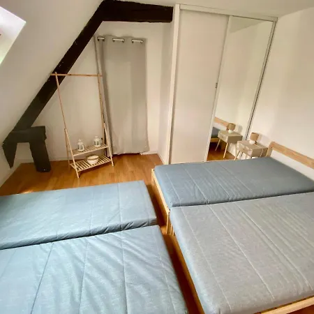 Sur Le Port De Plaisance - Proche Et Centre